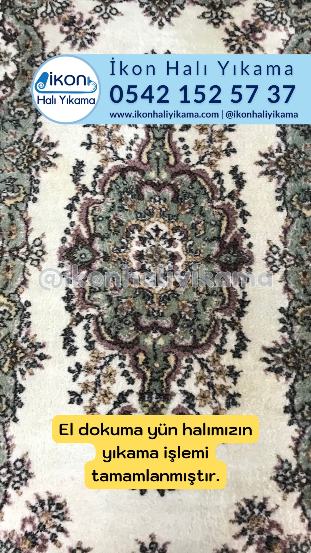 Bej ve mavi desenli halı köşe detayı